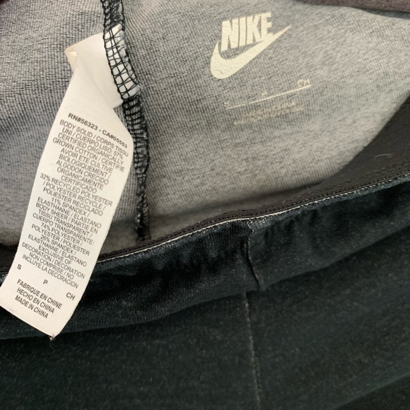 Size small charcoal gray Nike leggings - Picture 3 of 3